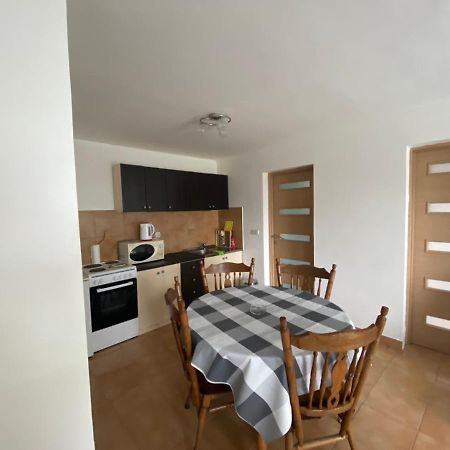 Appartement Apartman Ana à Žuljana Extérieur photo